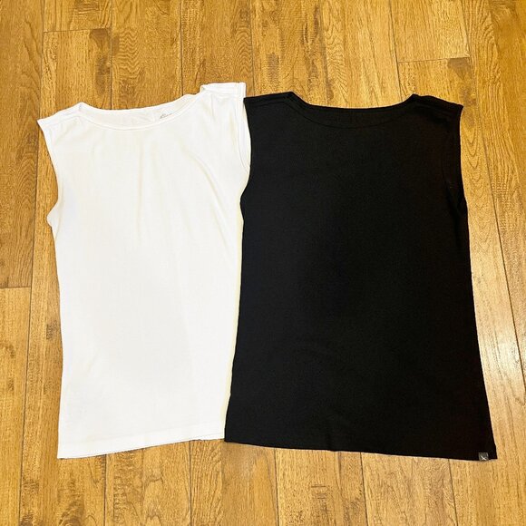Eddie Bauer Lot of 2 sleeveless 100% cotton tops.  Both Size Medium    EUC - Picture 1 of 12